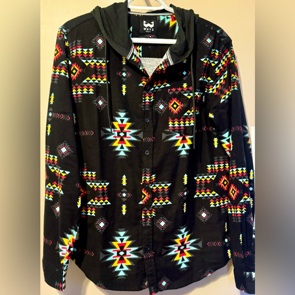 WXYZ - Medium button Up. NBWT